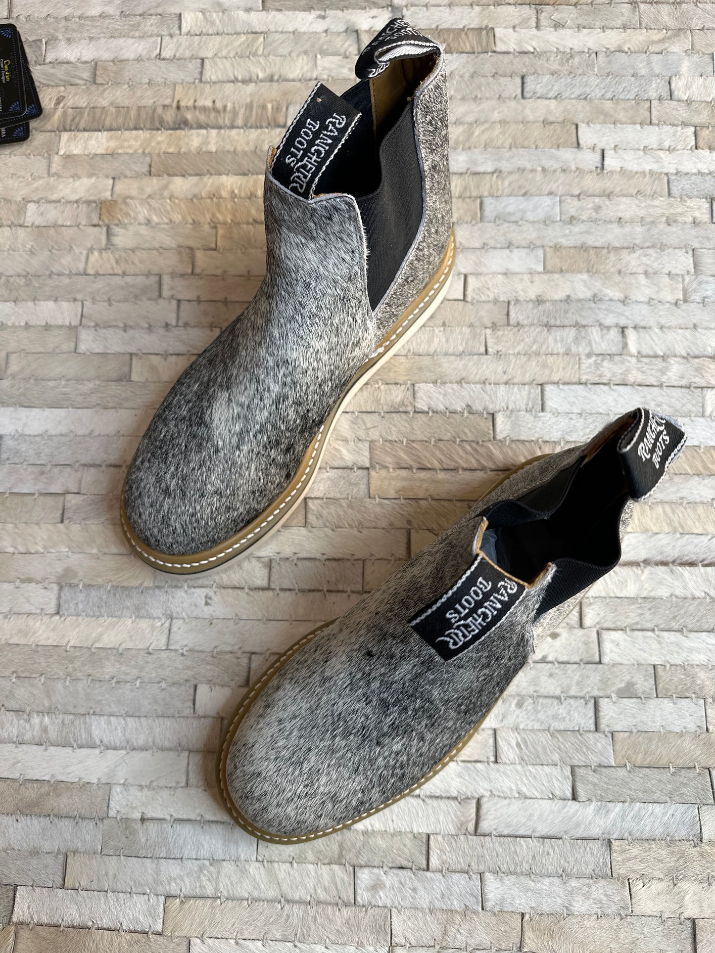 Size 11 C (28cm) || WOMENS COWHIDE LECHERA