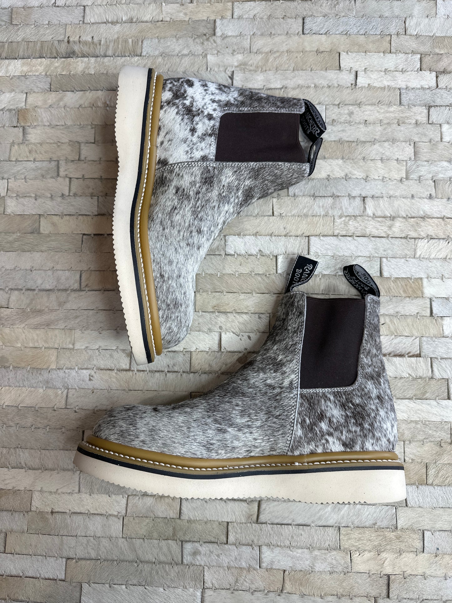 Size 9 A (26cm) || WOMENS COWHIDE LECHERA