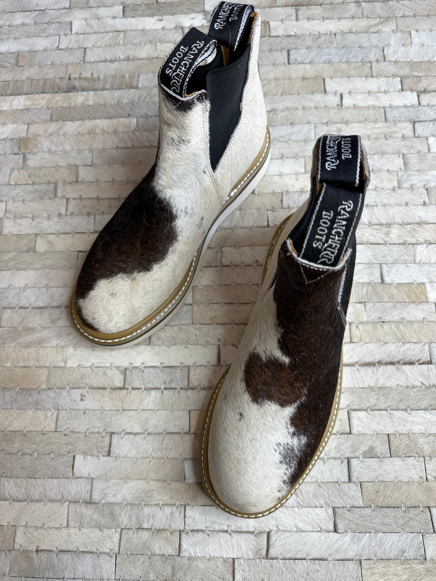 Size 9 B (26cm) || WOMENS COWHIDE LECHERA