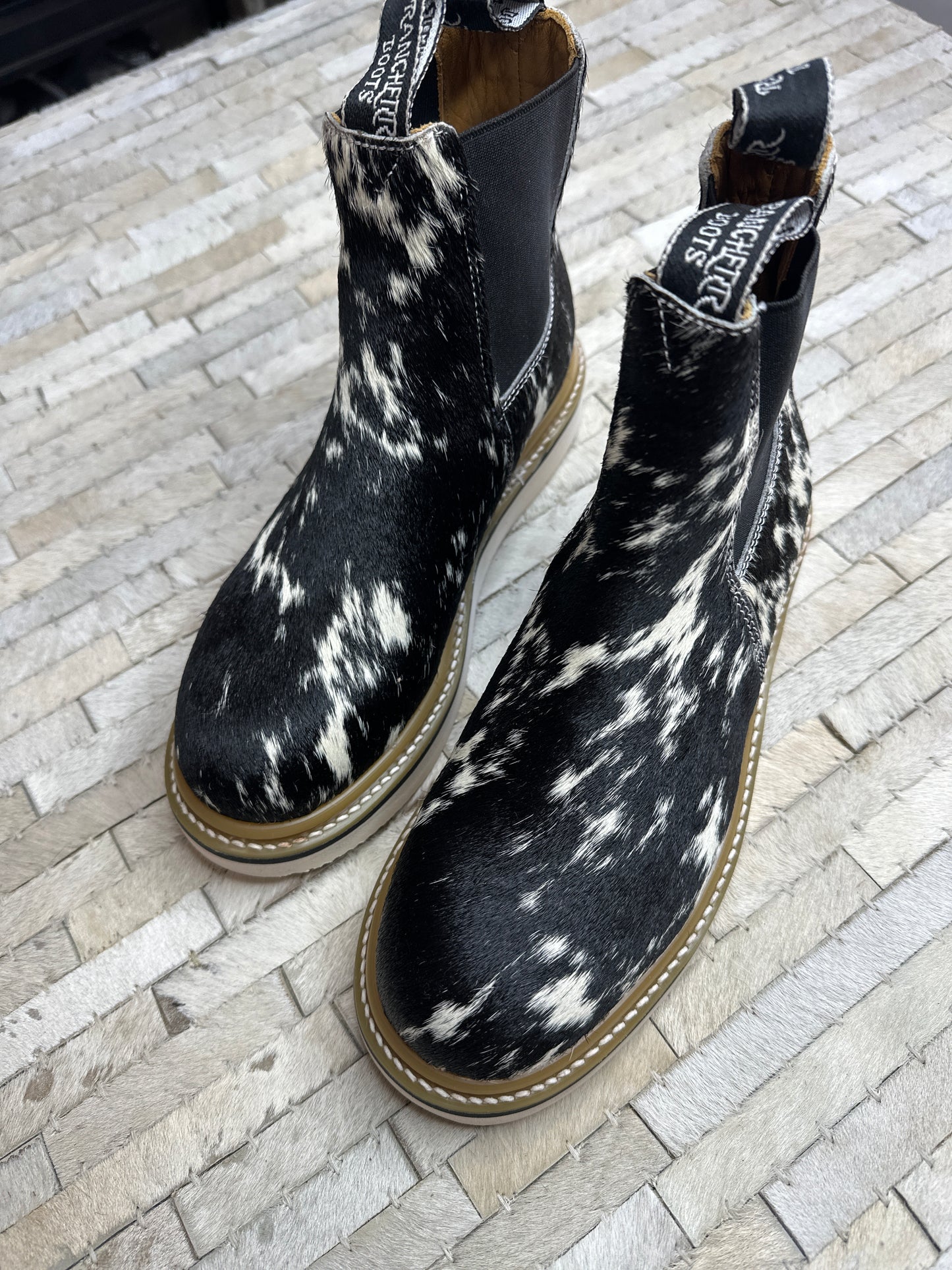 Size 8 J (25cm) || WOMENS COWHIDE LECHERA