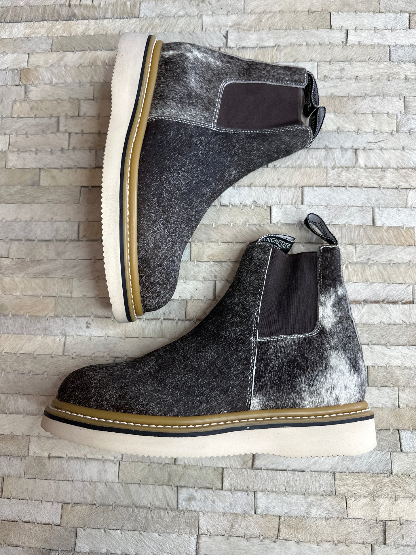 Size 9.5 C (26.5cm) || WOMENS COWHIDE LECHERA