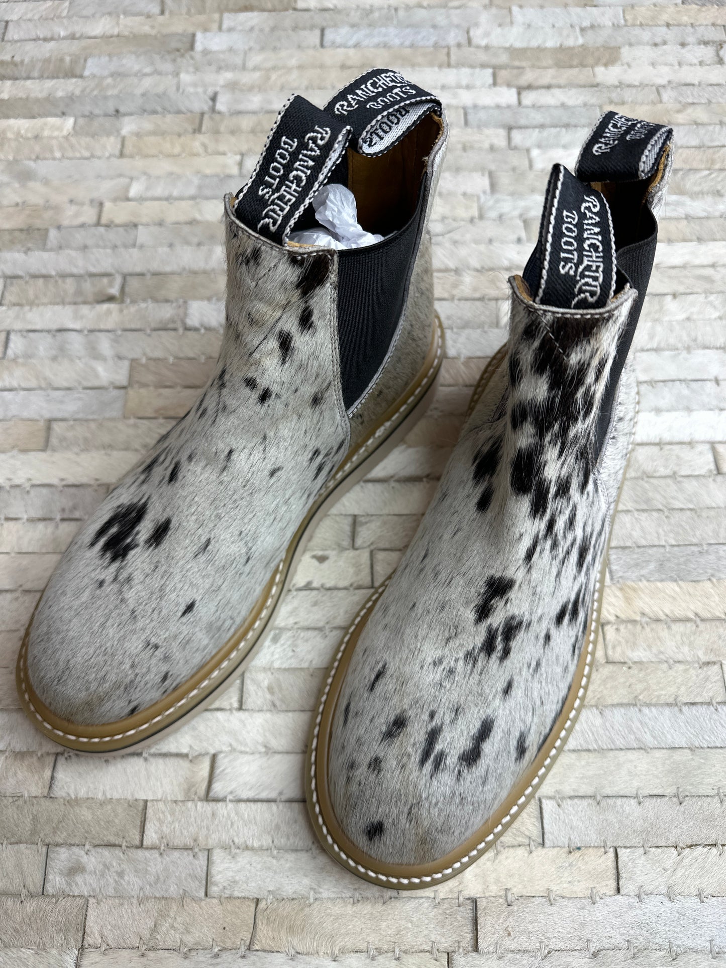 Size 9.5 A (26.5cm) || WOMENS COWHIDE LECHERA