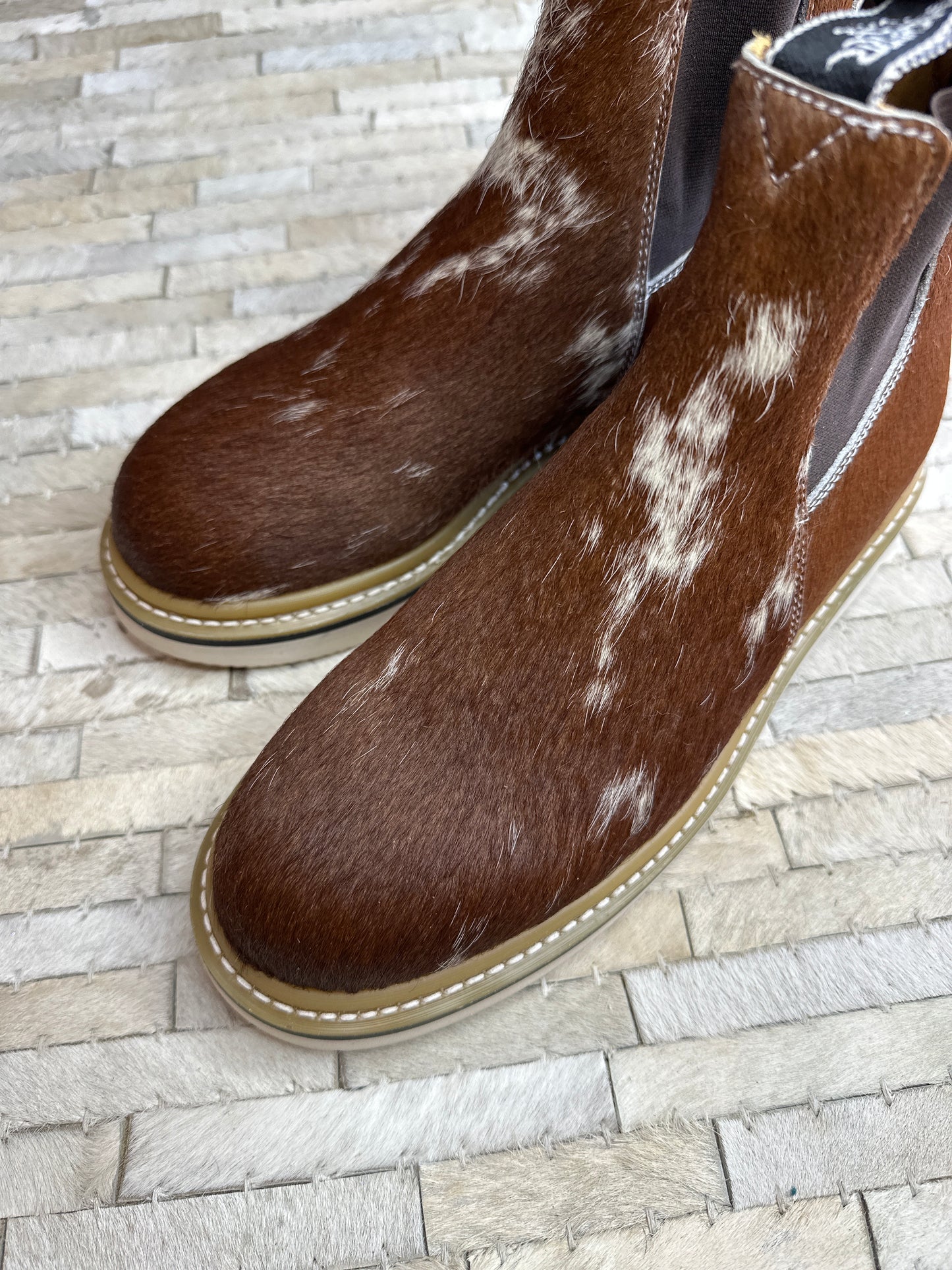 Size 9 L (26cm) || WOMENS COWHIDE LECHERA