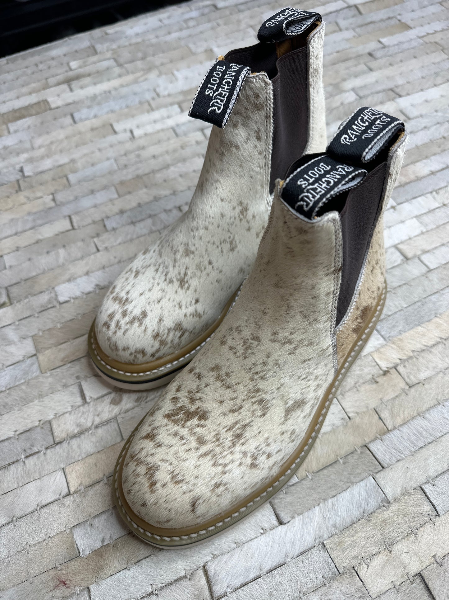 Size 7.5 E (24.5cm) || WOMENS COWHIDE LECHERA