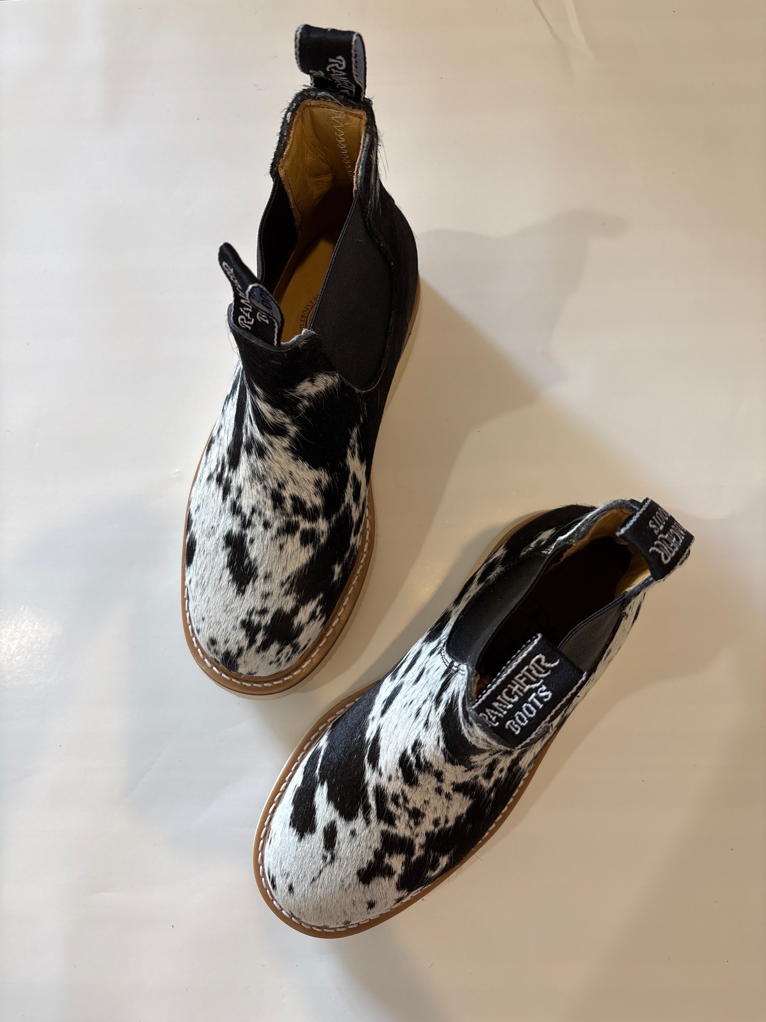 SIZE 8 B (25cm) :: OG WOMENS COWHIDE LECHERA