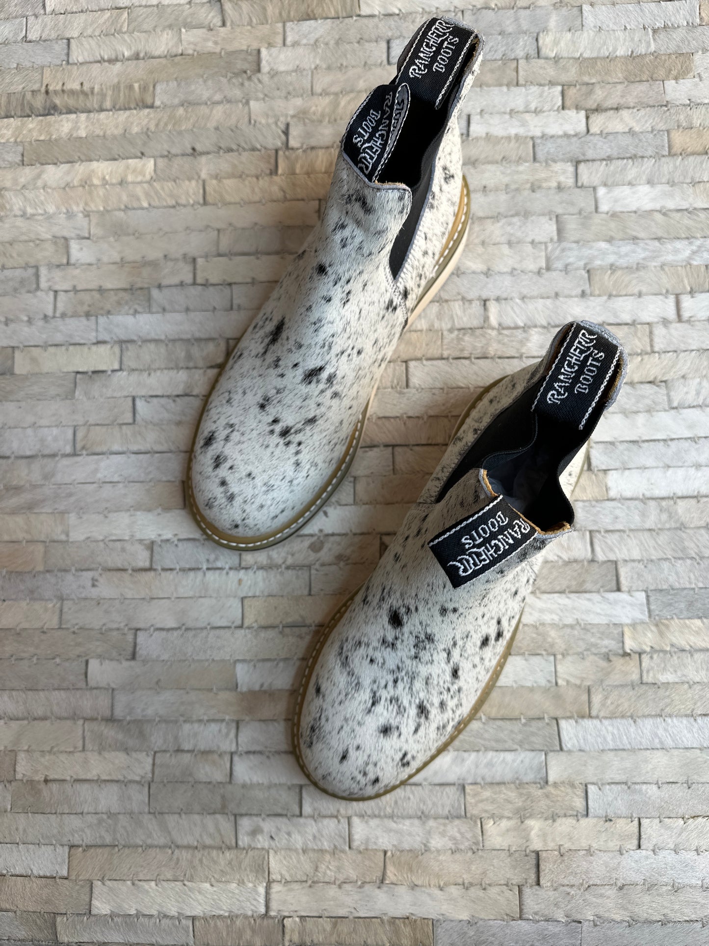 Size 11 A (28cm) || WOMENS COWHIDE LECHERA