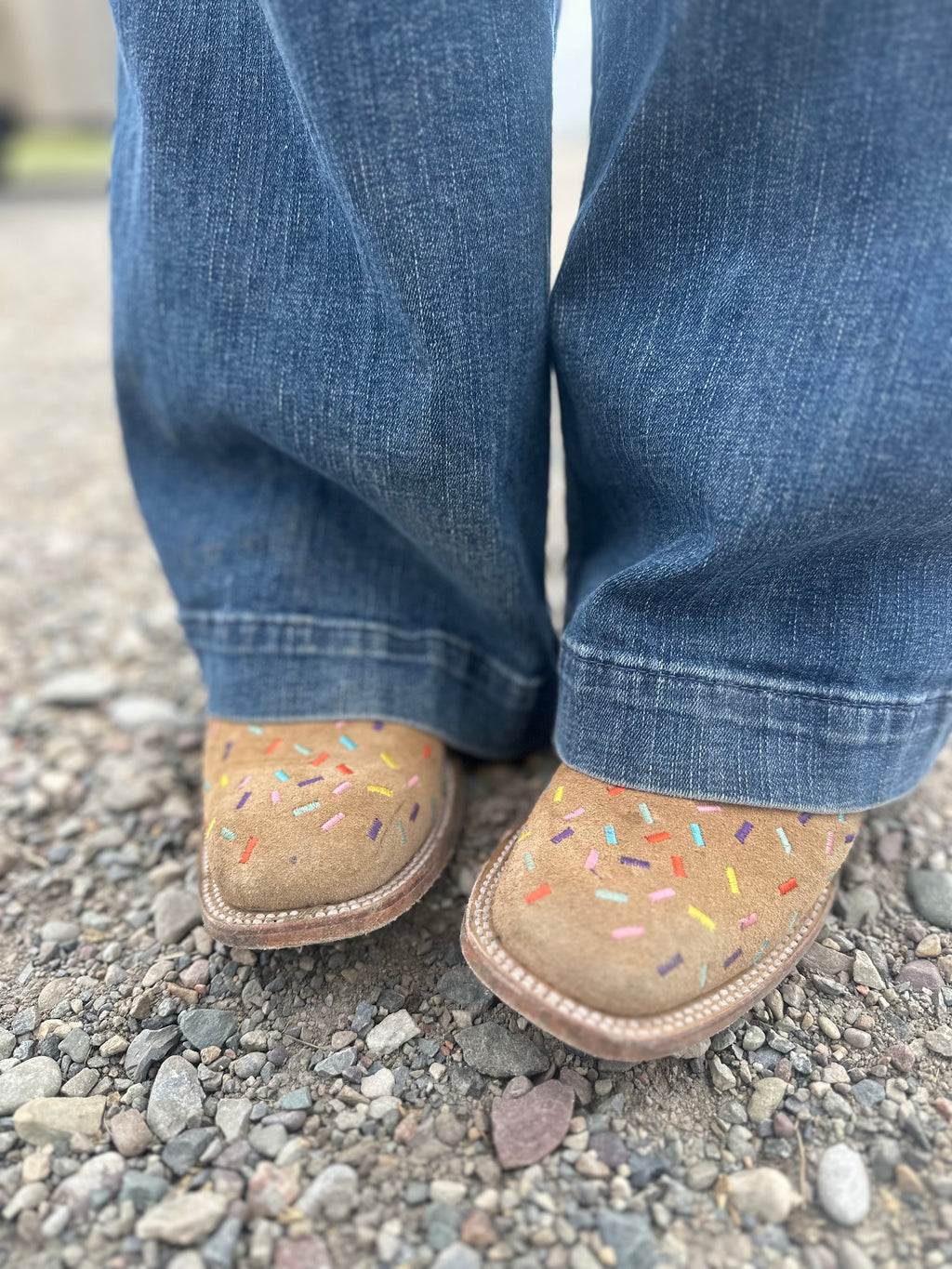 RANCHERR WOMENS :: "Sprinkle Donut" + POCKET