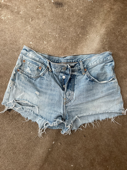 Size 30 Levi Jean Shorts