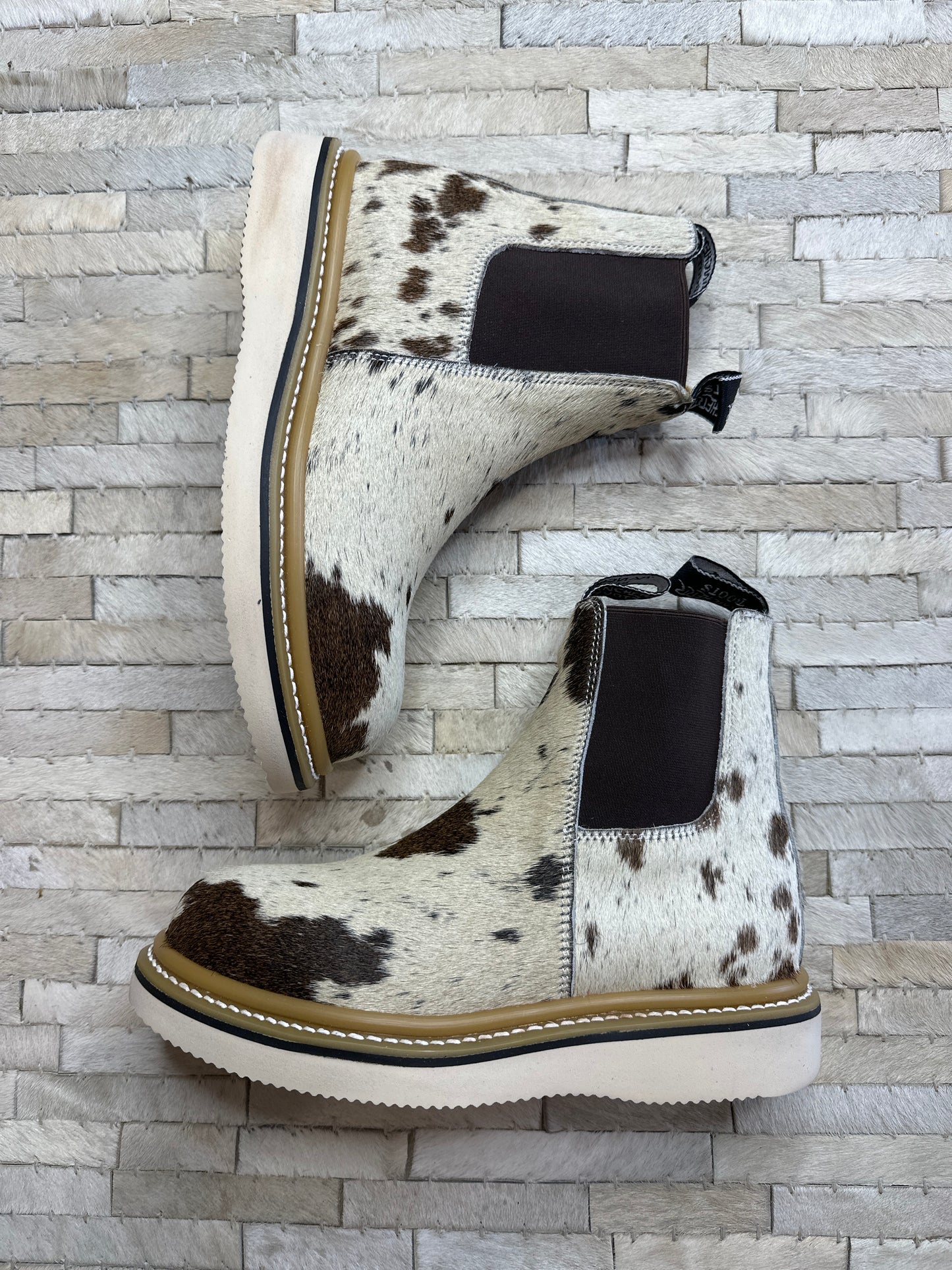 Size 7 E (24cm) || WOMENS COWHIDE LECHERA