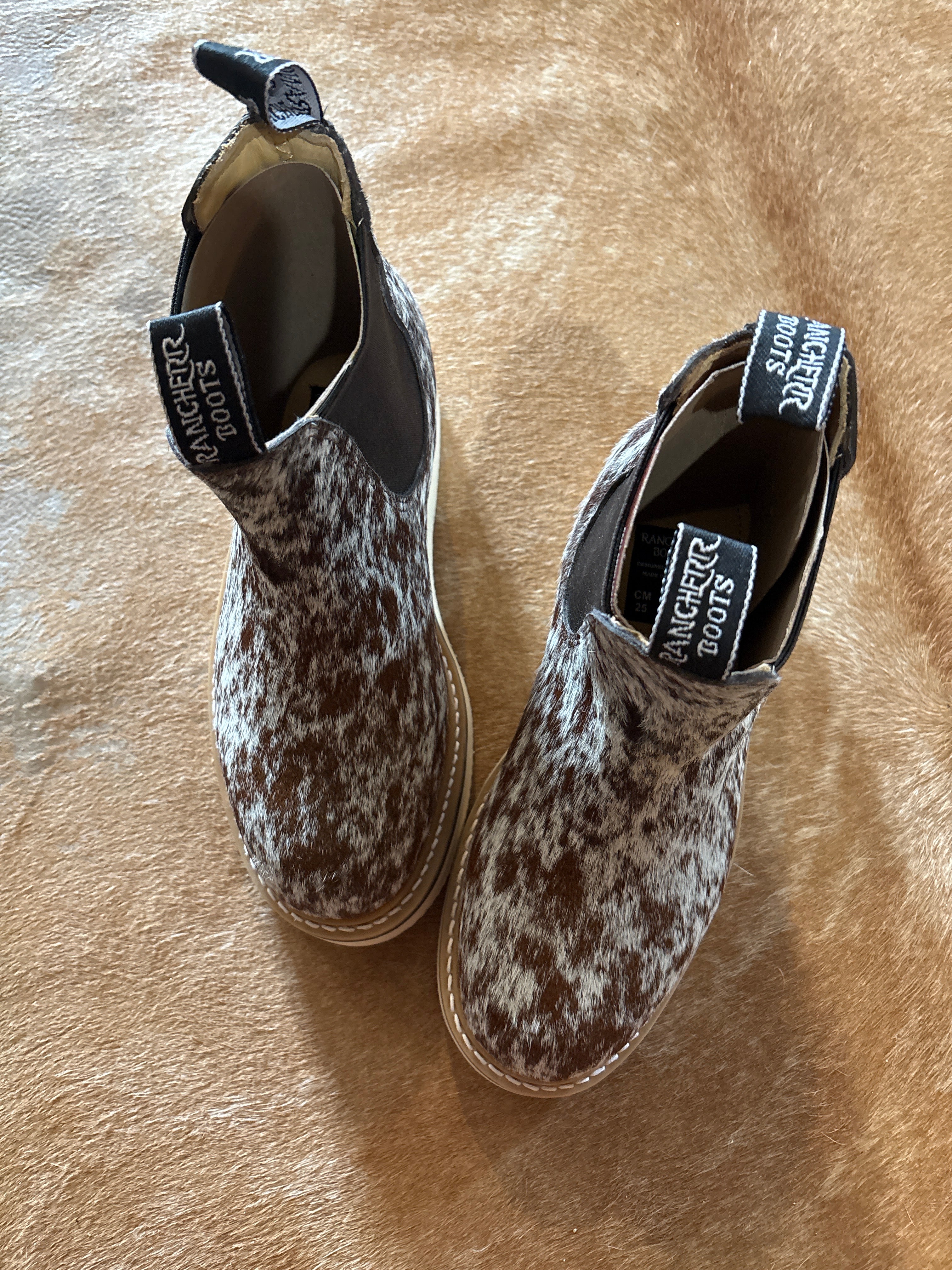 Size 8 C (25cm) || WOMENS COWHIDE LECHERA