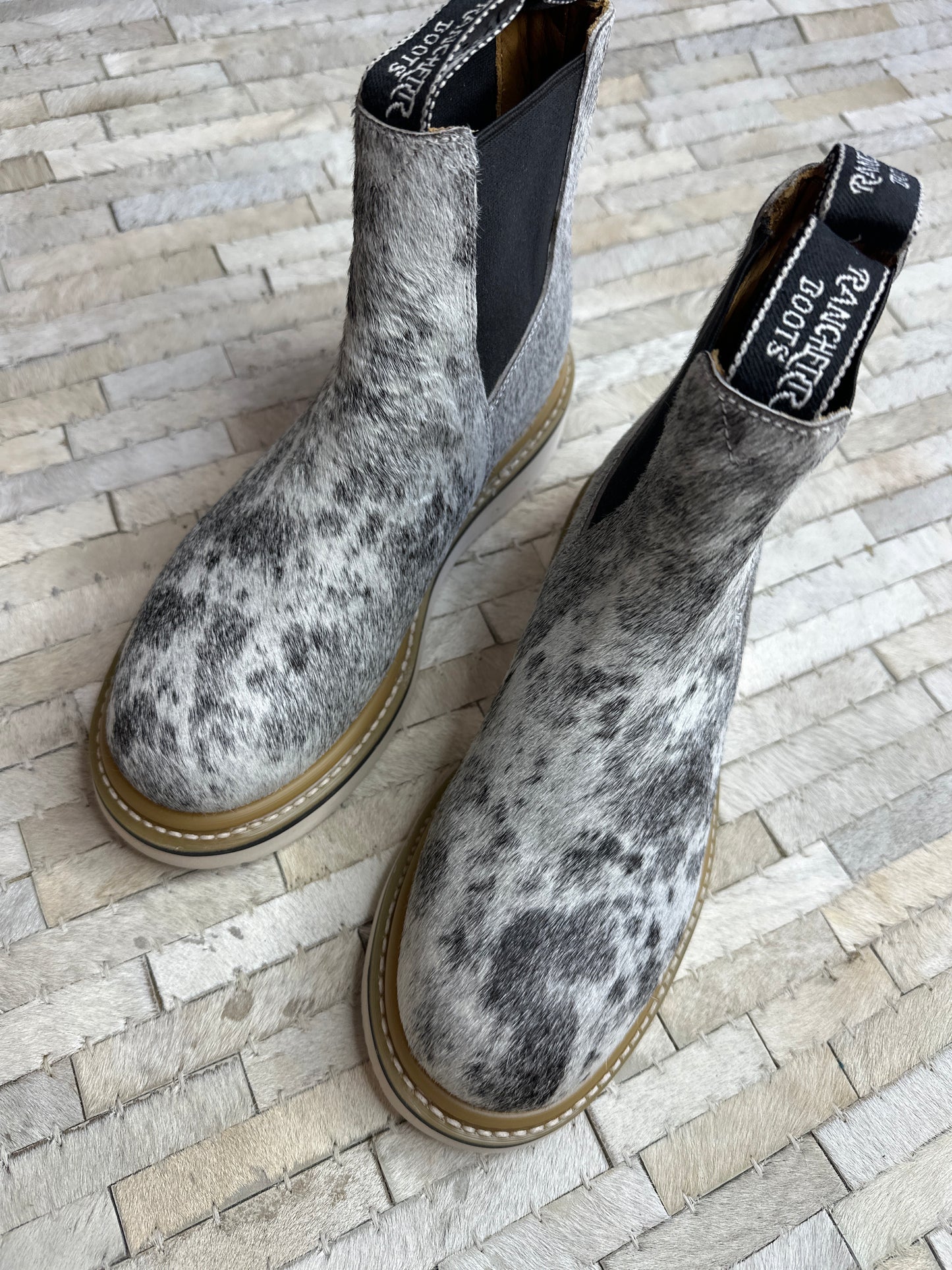 Size 7.5 B (24.5cm) || WOMENS COWHIDE LECHERA