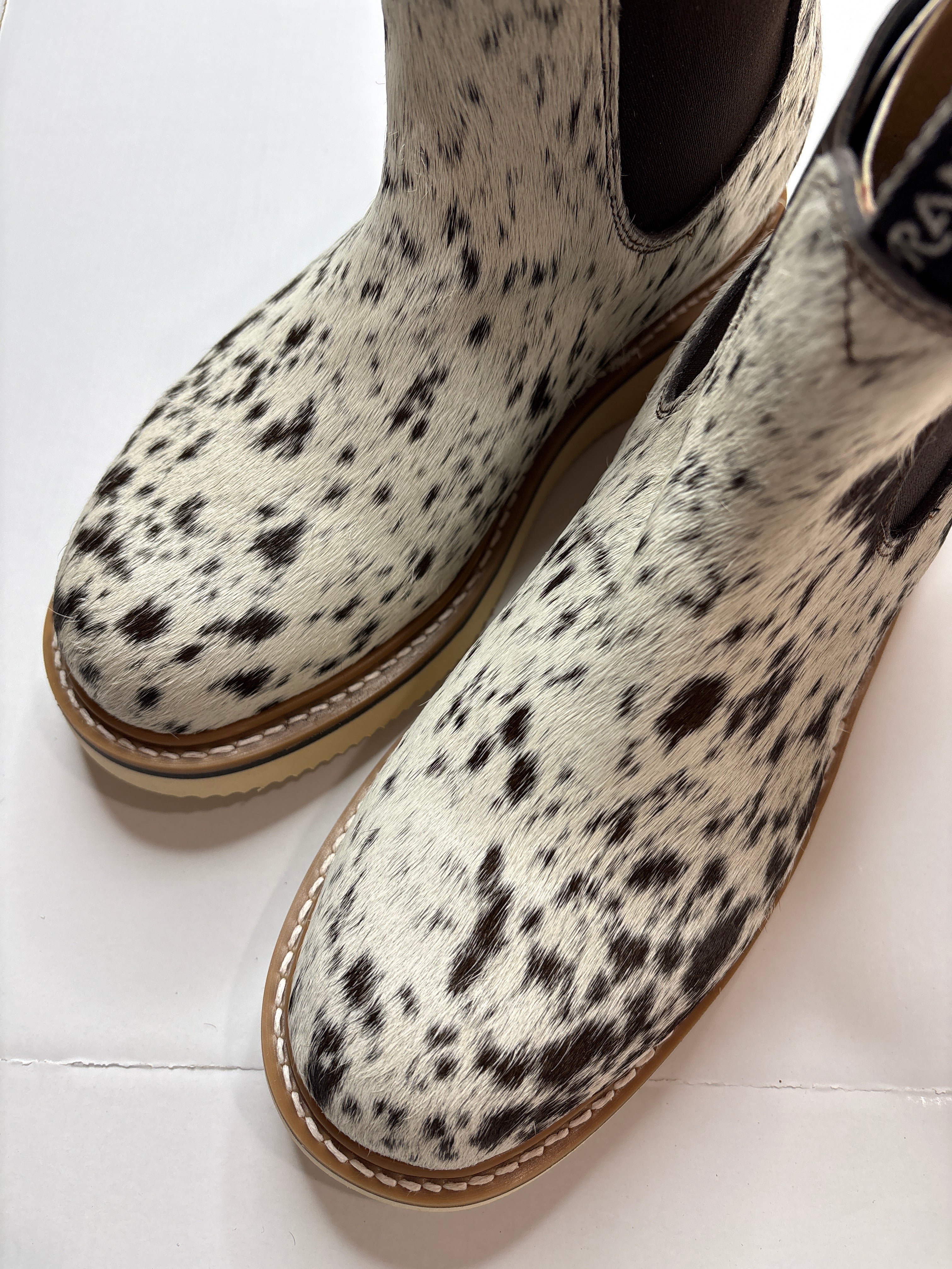 Size 10 A (27cm) || WOMENS COWHIDE LECHERA