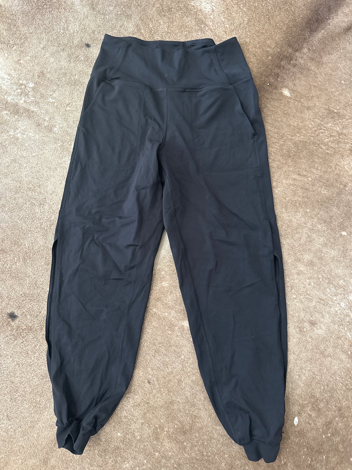 Size 8 Lululemon Jogger (slit side legs)