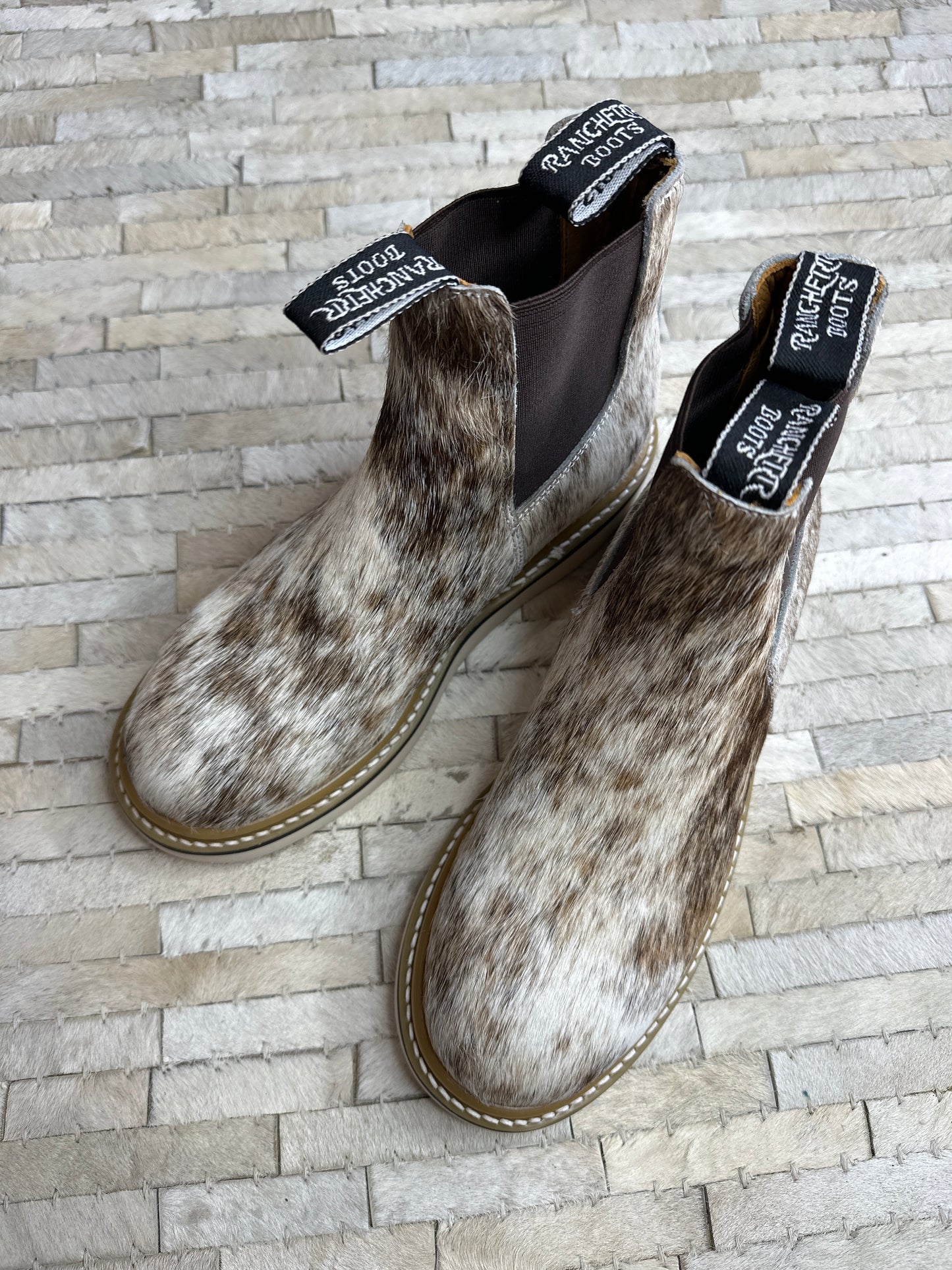 Size 8.5 O (25.5cm) || WOMENS COWHIDE LECHERA