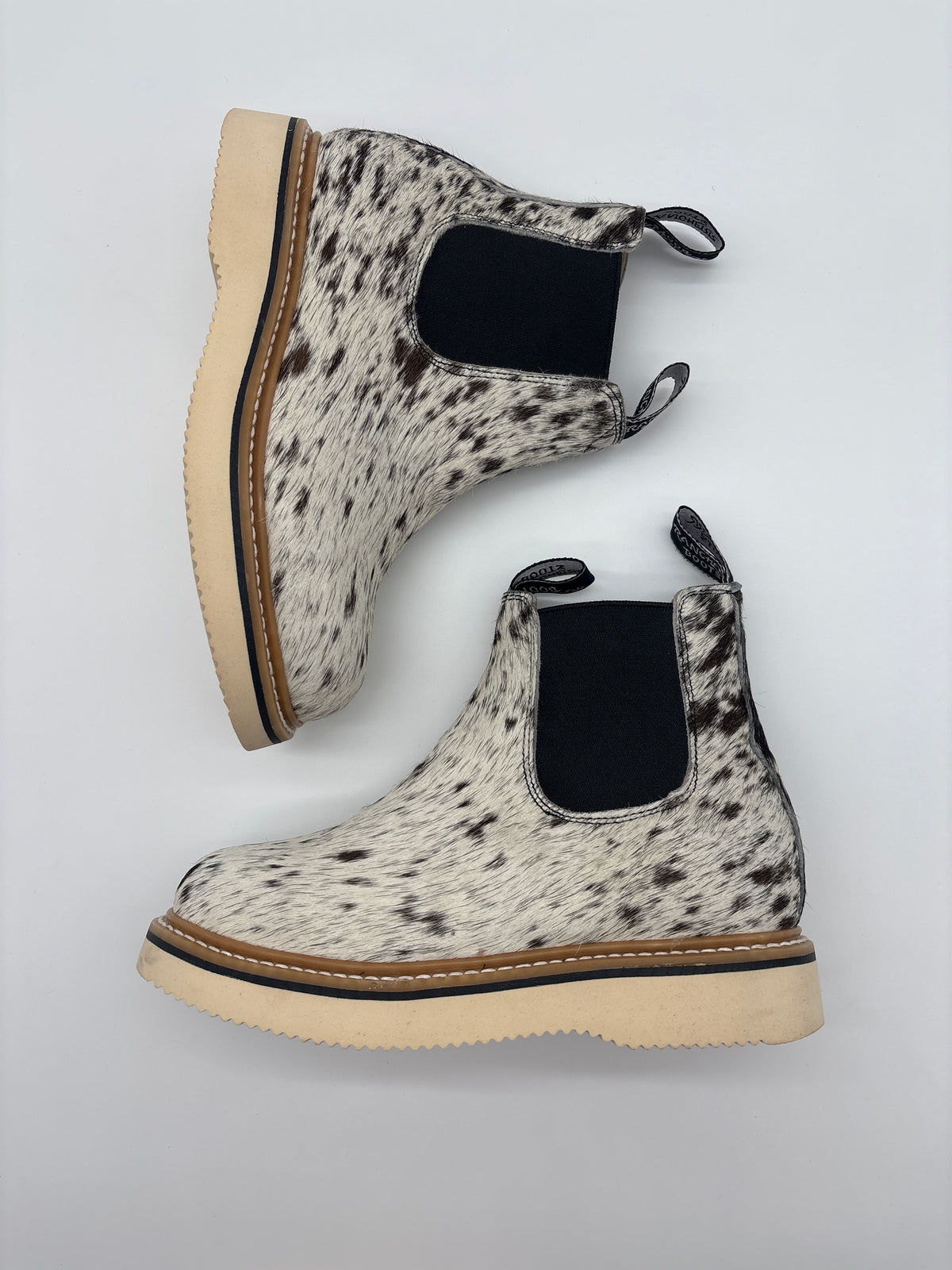 SIZE 7.5 B (24.5cm) :: COWHIDE WOMENS LECHERA