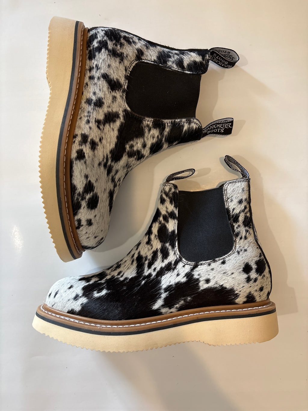 SIZE 8 B (25cm) :: OG WOMENS COWHIDE LECHERA