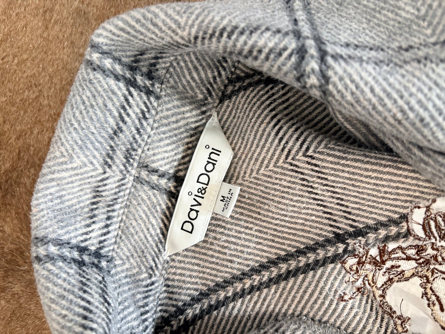 Rancherr Reloved :: Size M Grey Overcoat