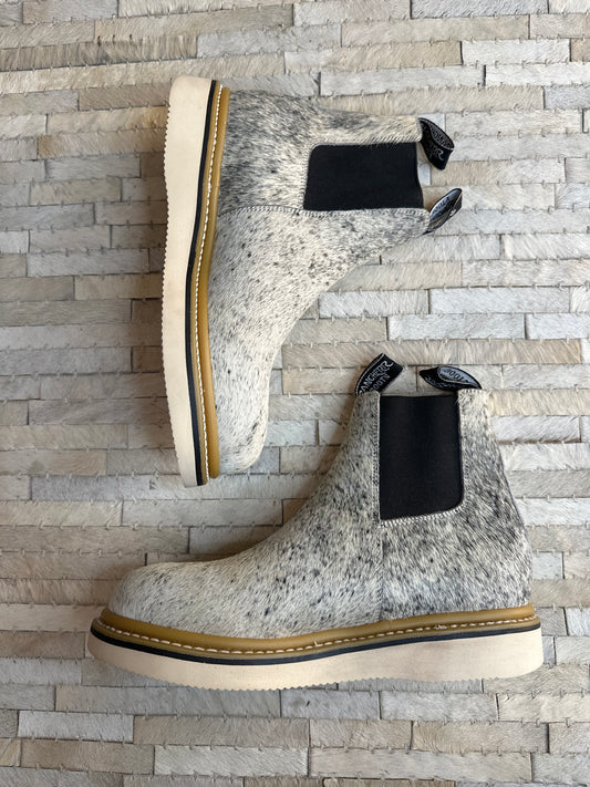 Size 11 B (28cm) || WOMENS COWHIDE LECHERA
