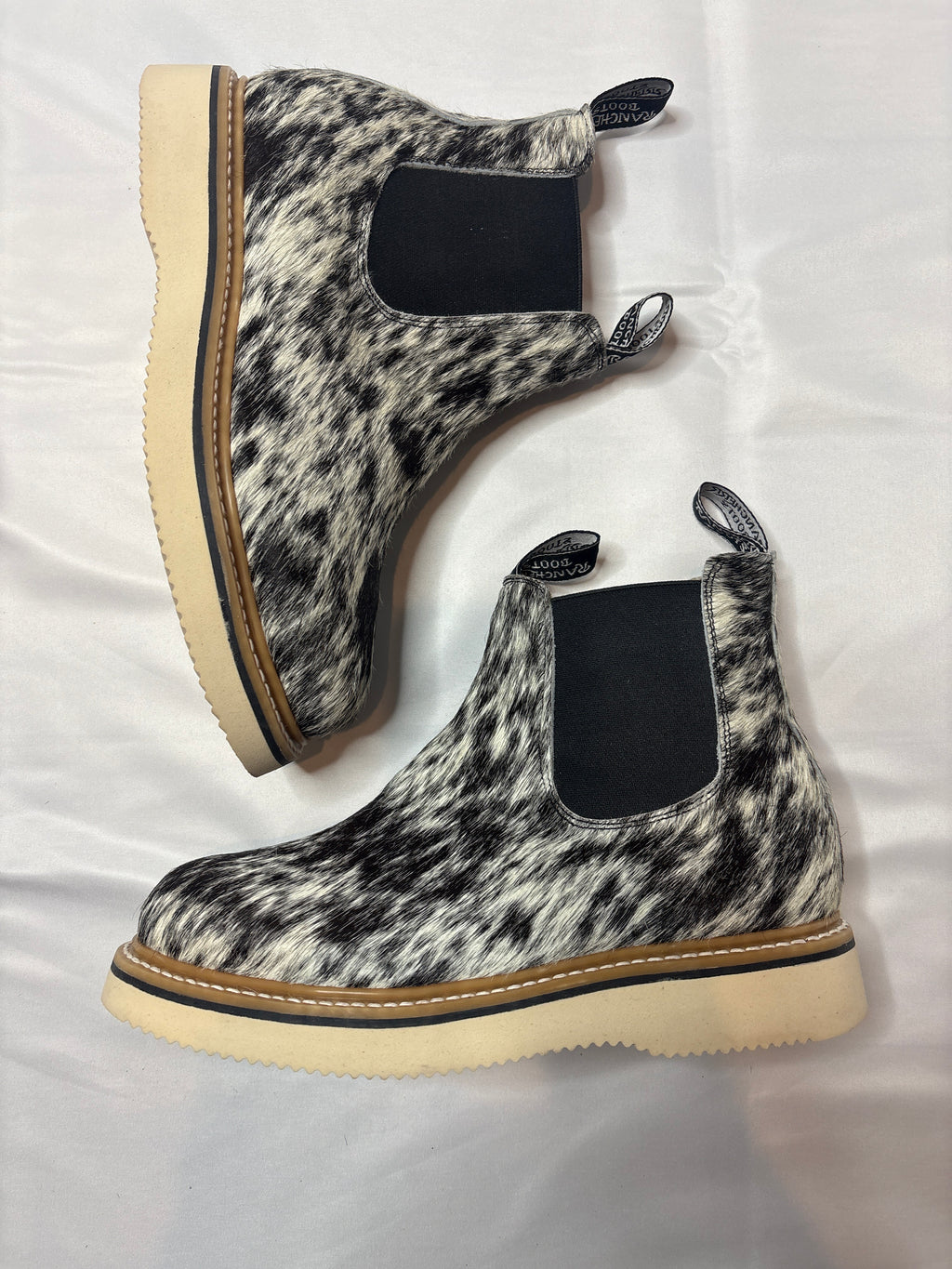 SIZE 9.5 A (26.5cm) :: COWHIDE WOMENS LECHERA