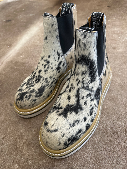 *ELITE* Brand Size 7 T (24cm) || WOMENS COWHIDE LECHERA