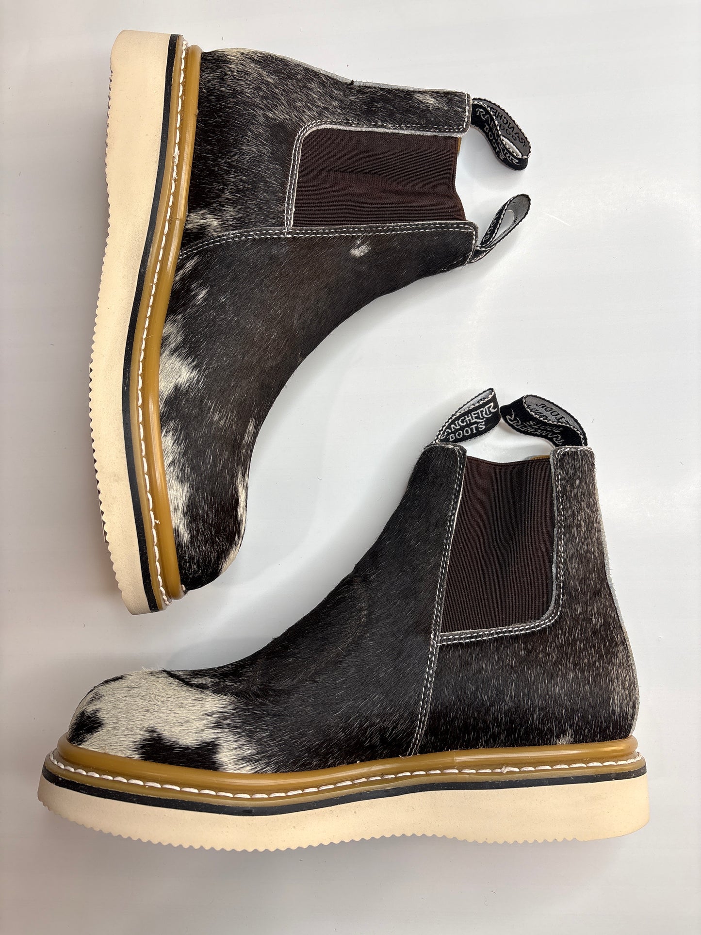 *ELITE* “PEACE SIGN” Size 9 E (26cm) || WOMENS COWHIDE LECHERA