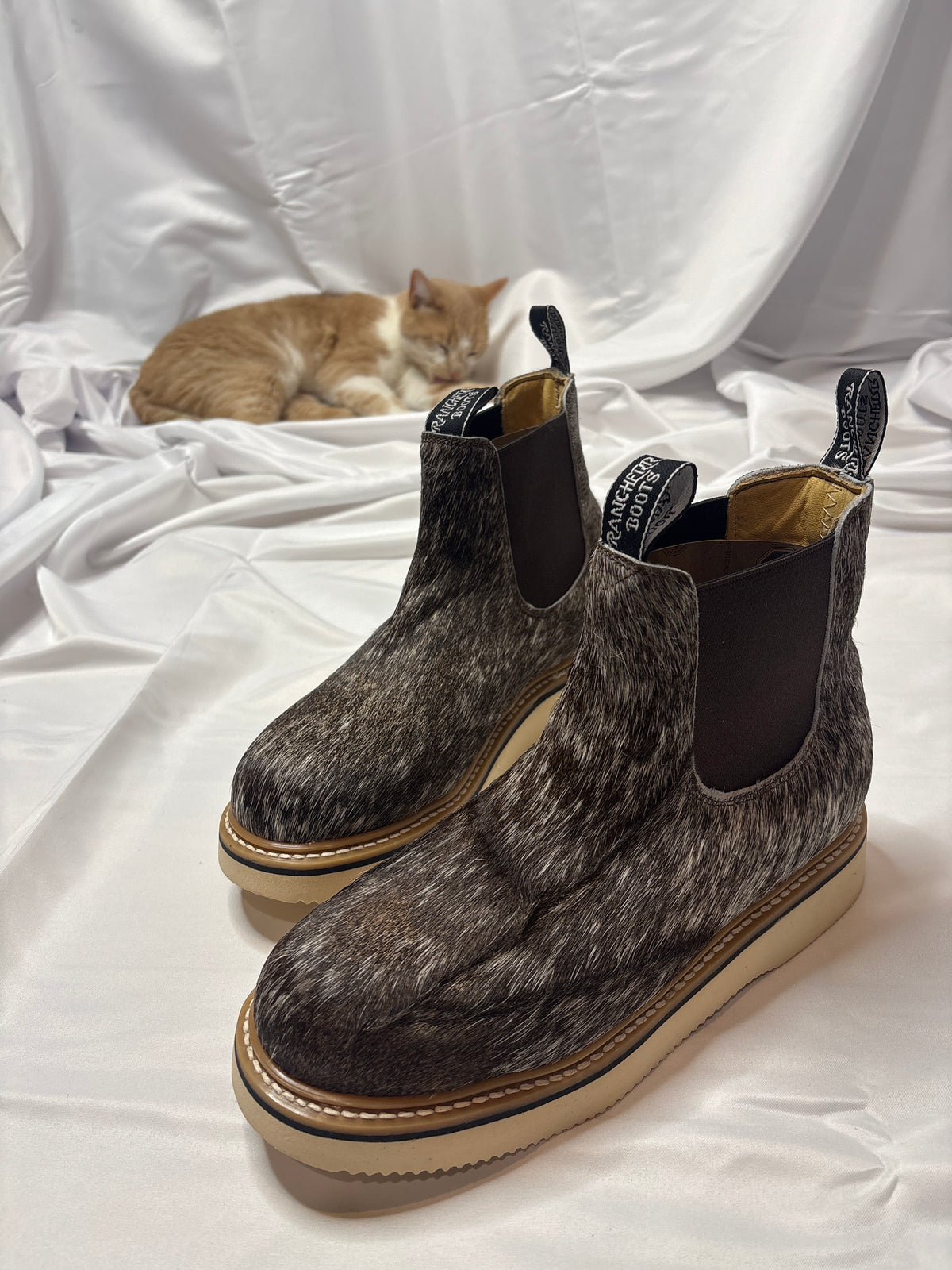 SIZE 10 A (27cm) :: COWHIDE WOMENS LECHERA