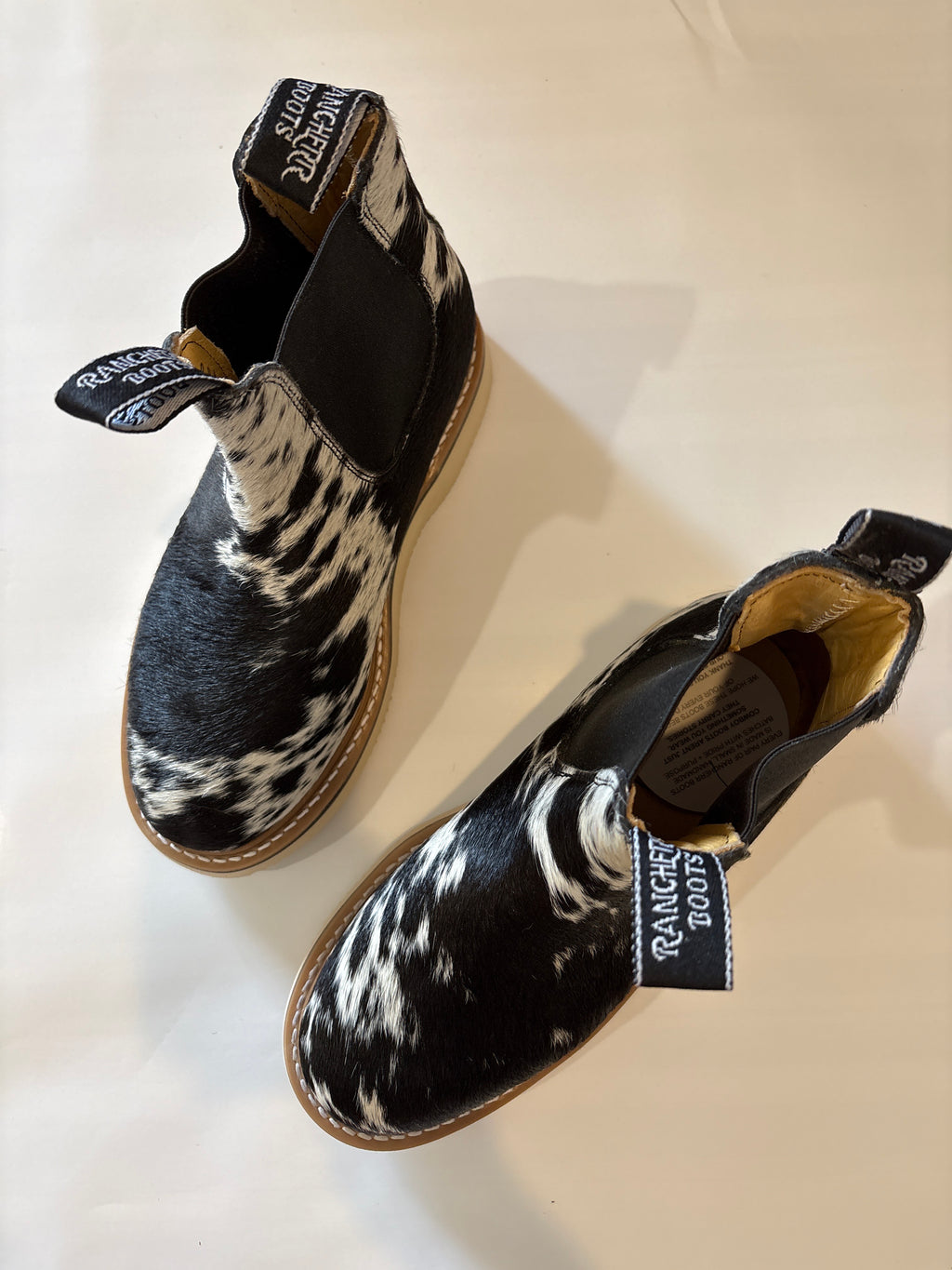 SIZE 7.5 B (24.5cm) :: OG WOMENS COWHIDE LECHERA