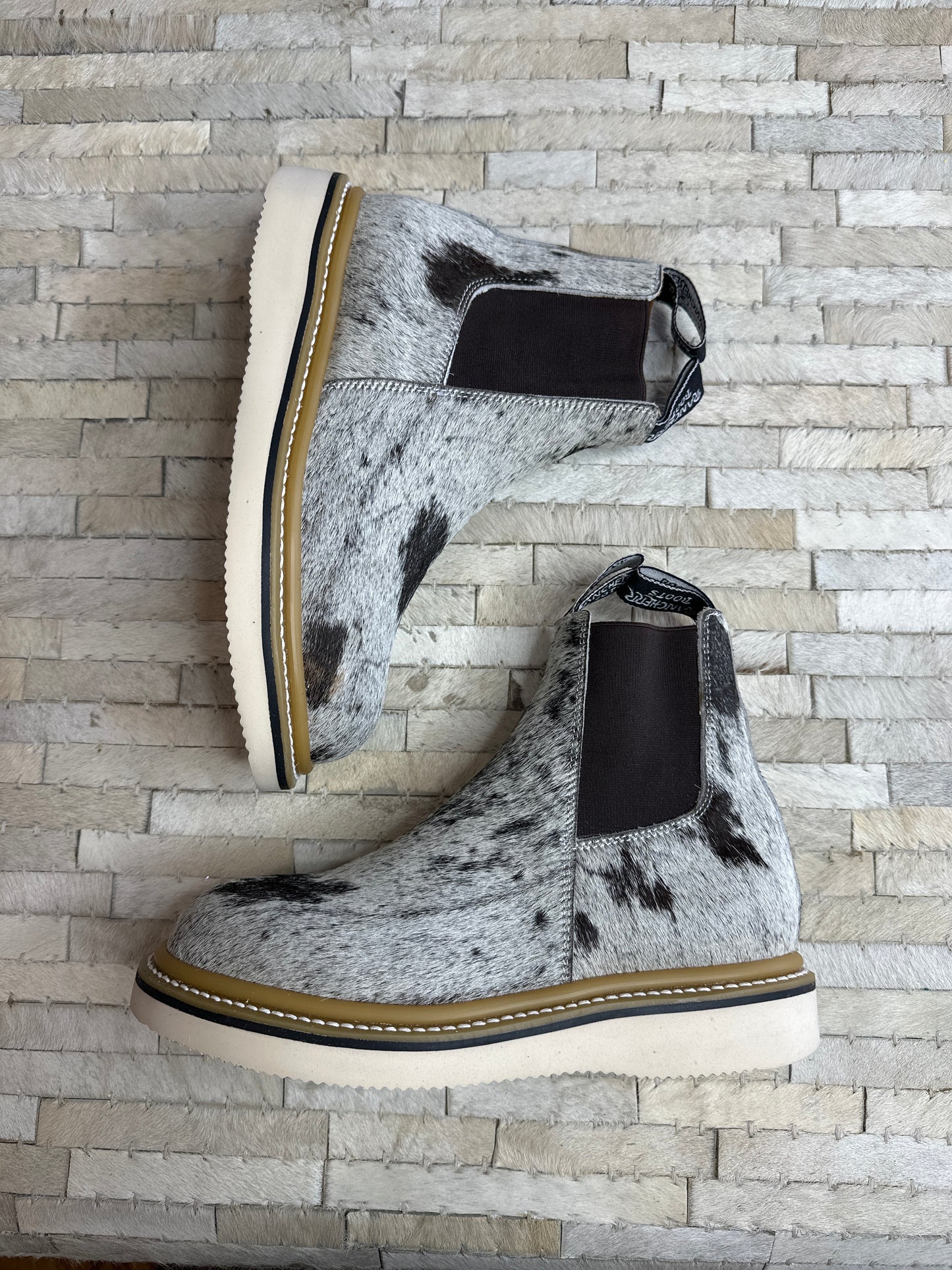 Size 8 F (25cm) || WOMENS COWHIDE LECHERA
