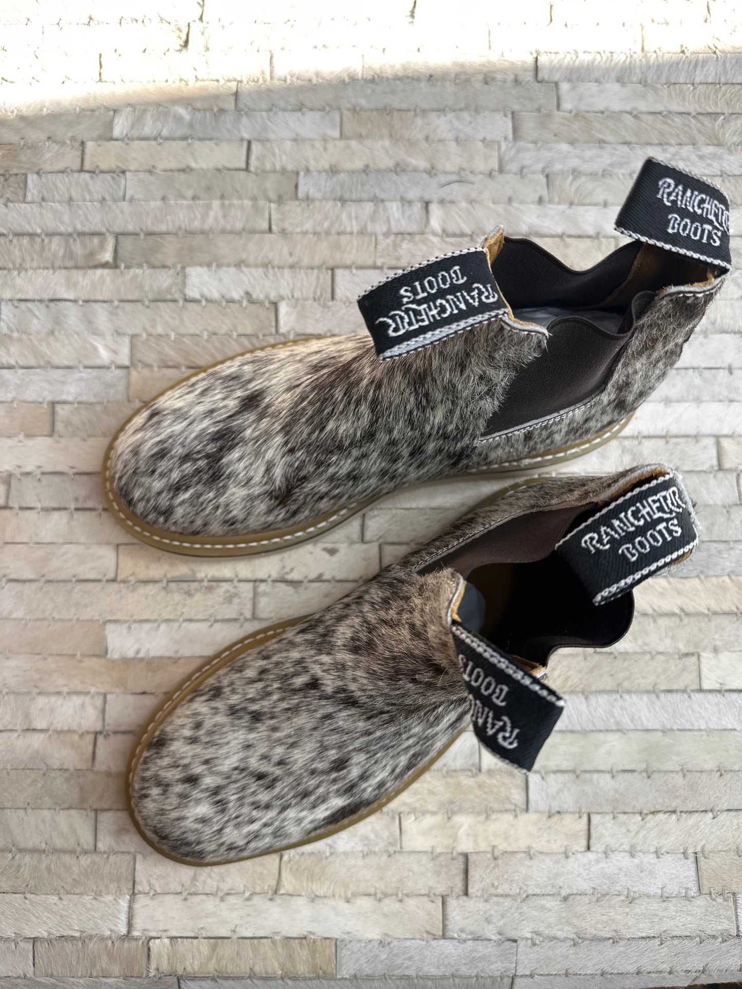 Size 9.5 M (26.5cm) || WOMENS COWHIDE LECHERA