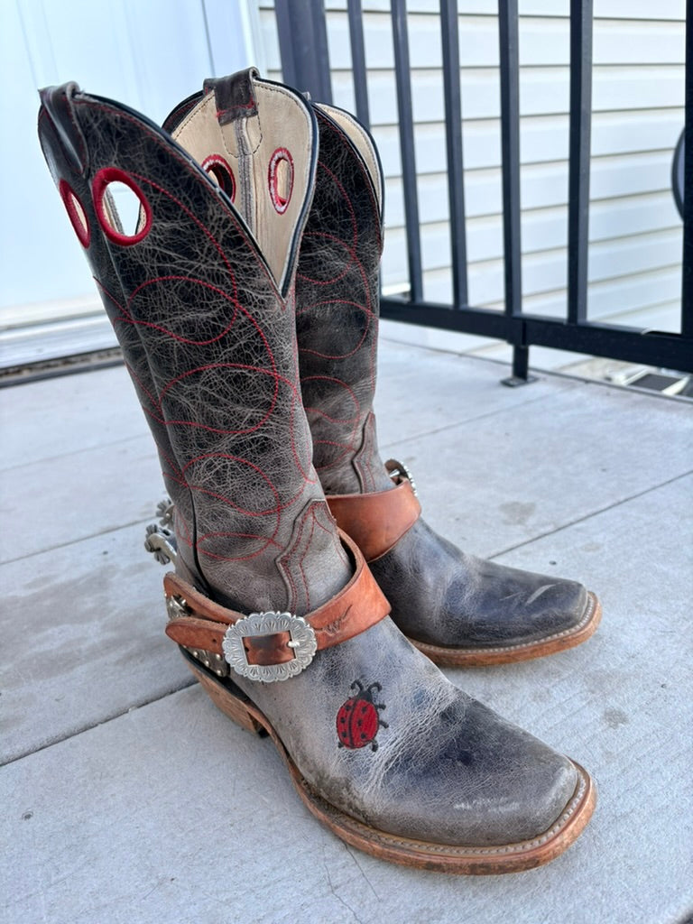PRE ORDER >> RANCHERR WOMENS :: "Lady Bug"