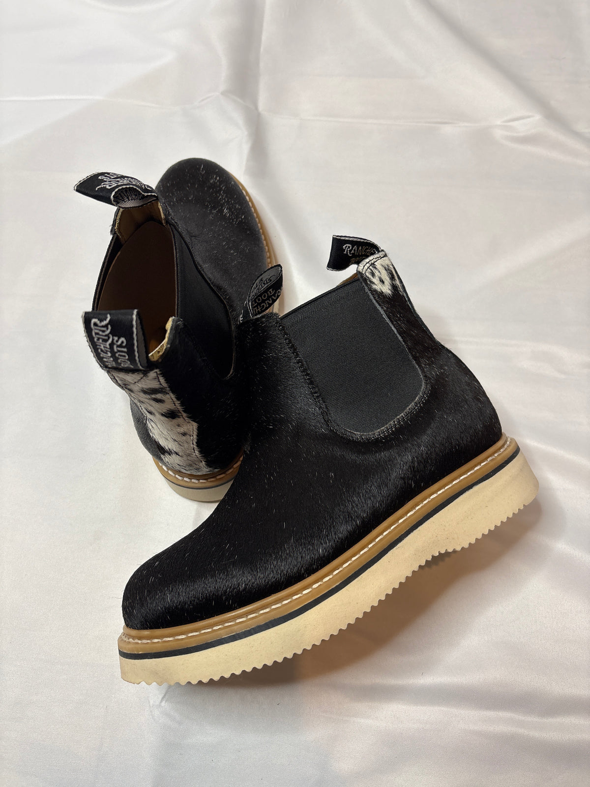 SIZE 7 D (24cm) :: COWHIDE WOMENS LECHERA