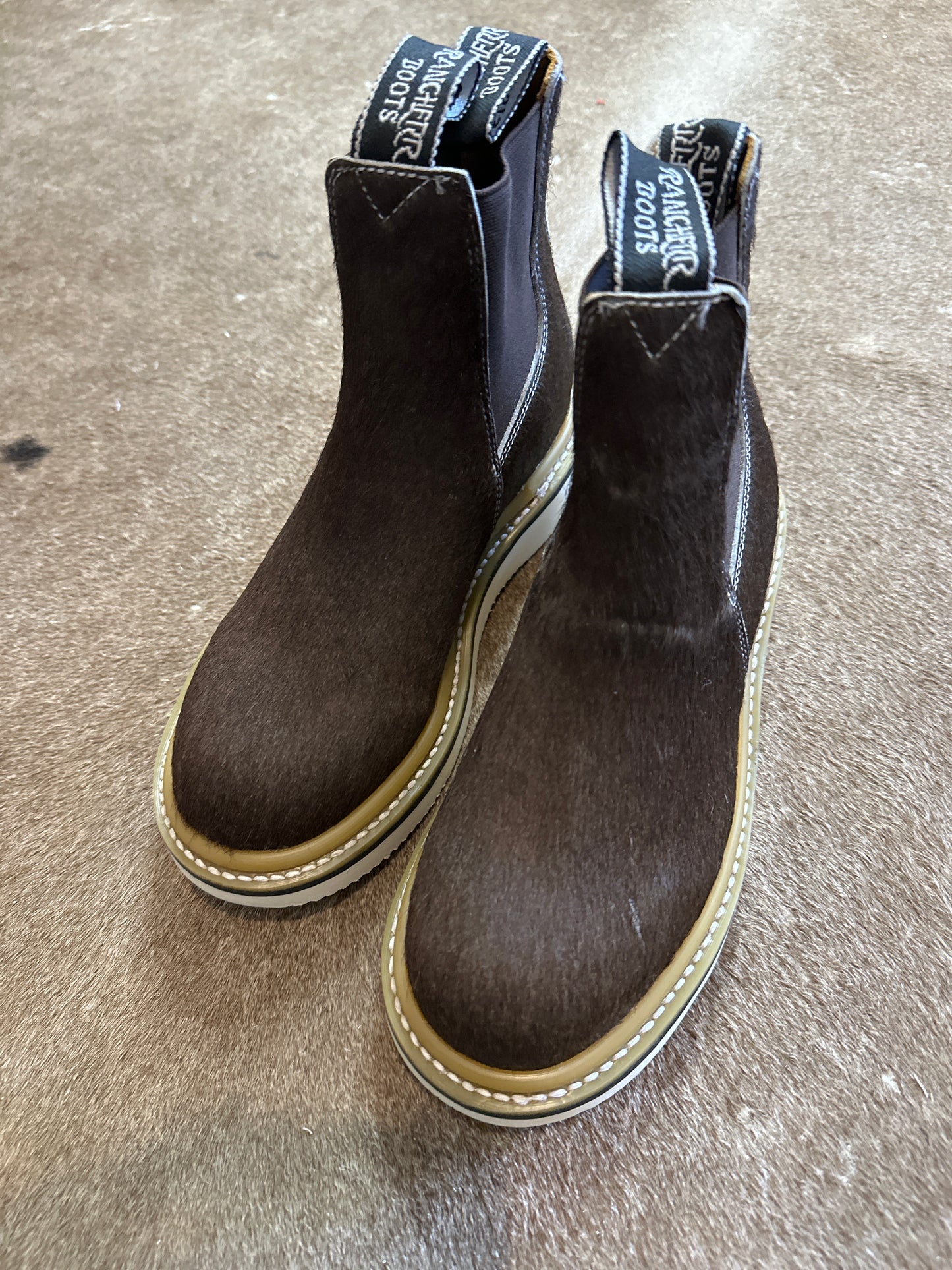 Size 5.5 E (22.5cm) || WOMENS COWHIDE LECHERA.