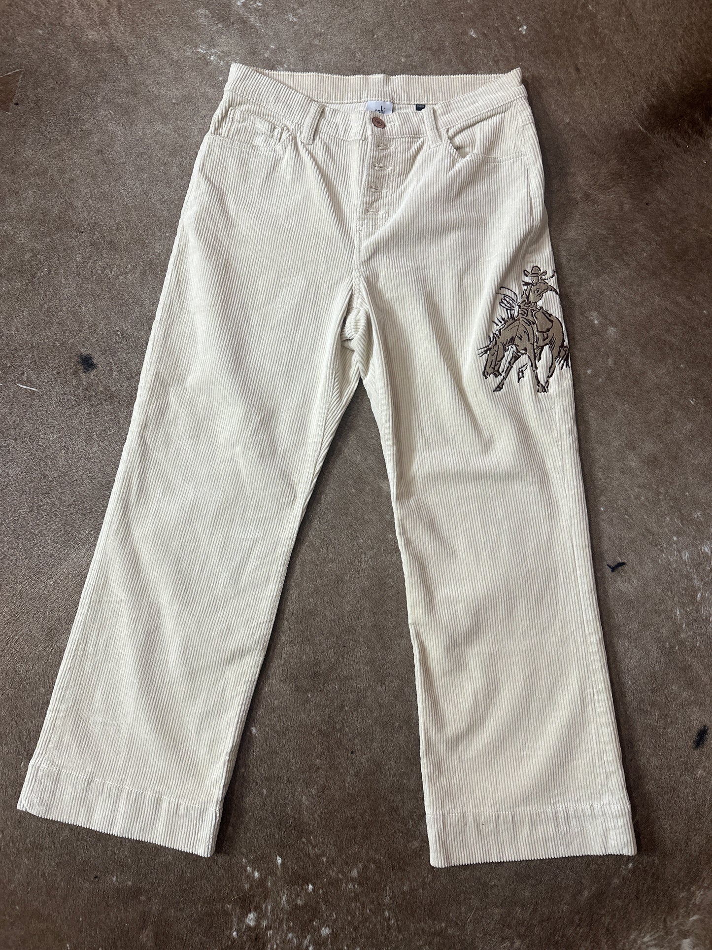 Size 4 (fit like a 29) || Cabi || Cream Cord : RANCHERR JEANS