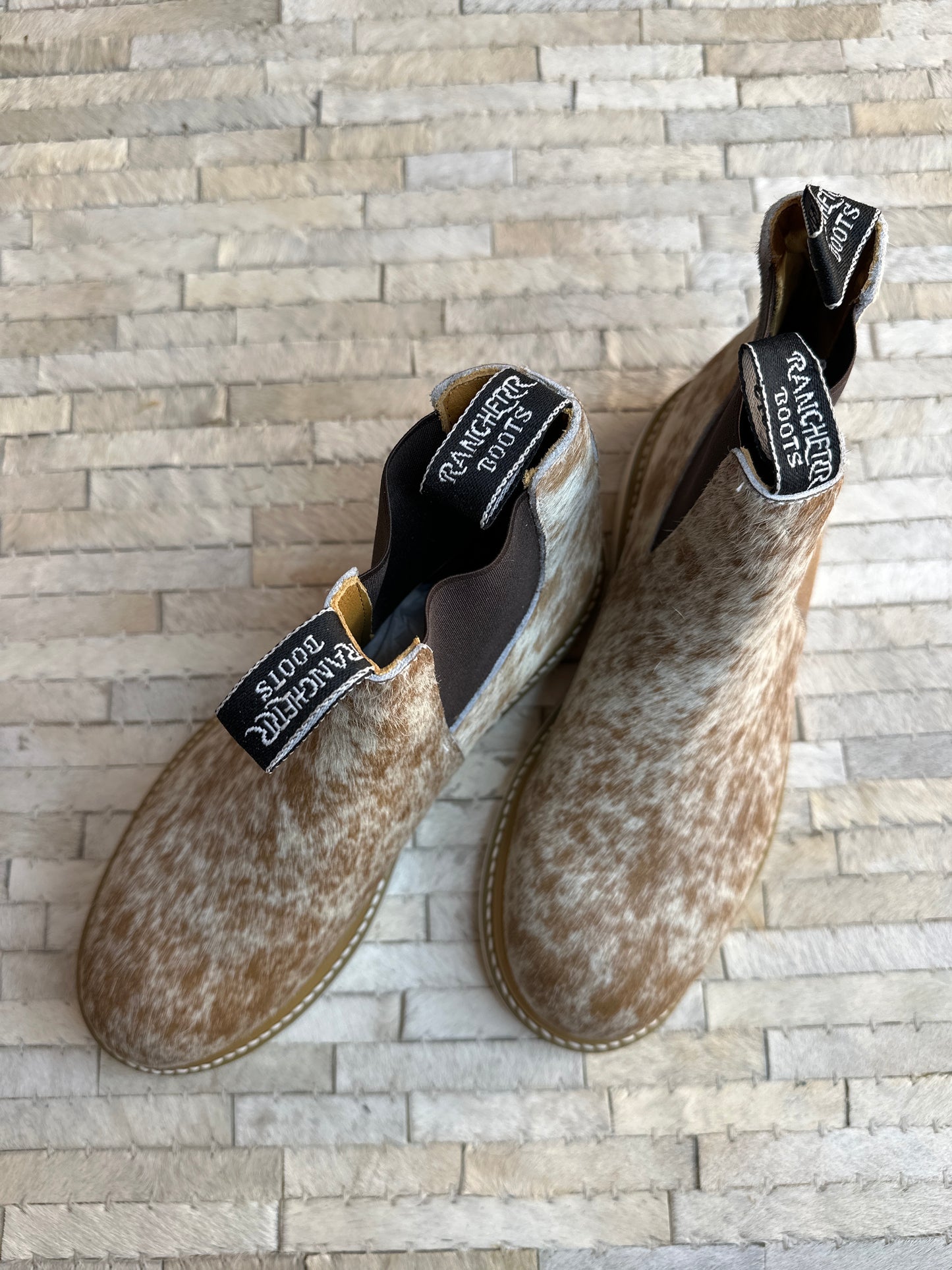 Size 11 E (28cm) || WOMENS COWHIDE LECHERA