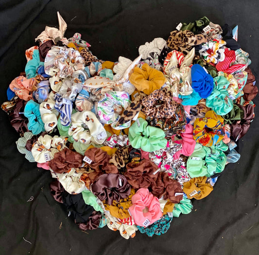 Scrunchie Bundle (5 random)